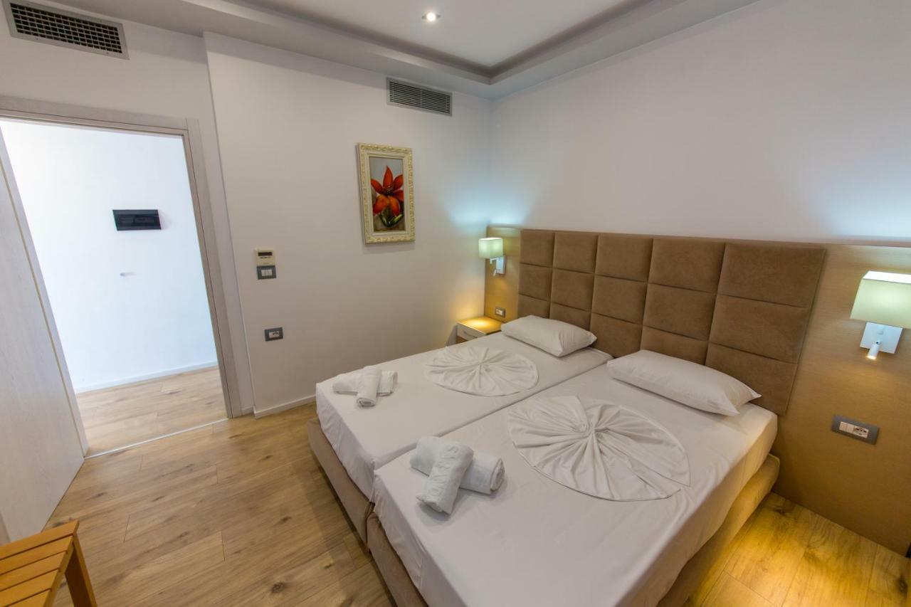 Palace 4* Saranda